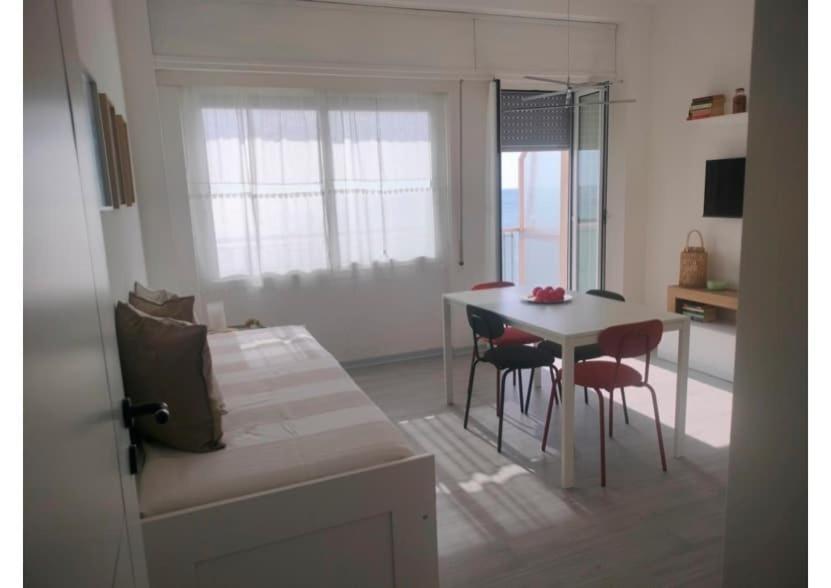 Mare & Luce Apartment San Bartolomeo Al Mare